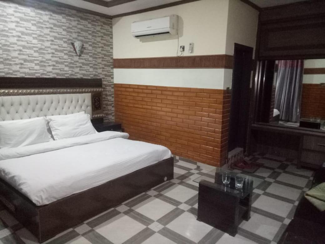 Manama Hotel Ijp Rawalpindi Exterior foto